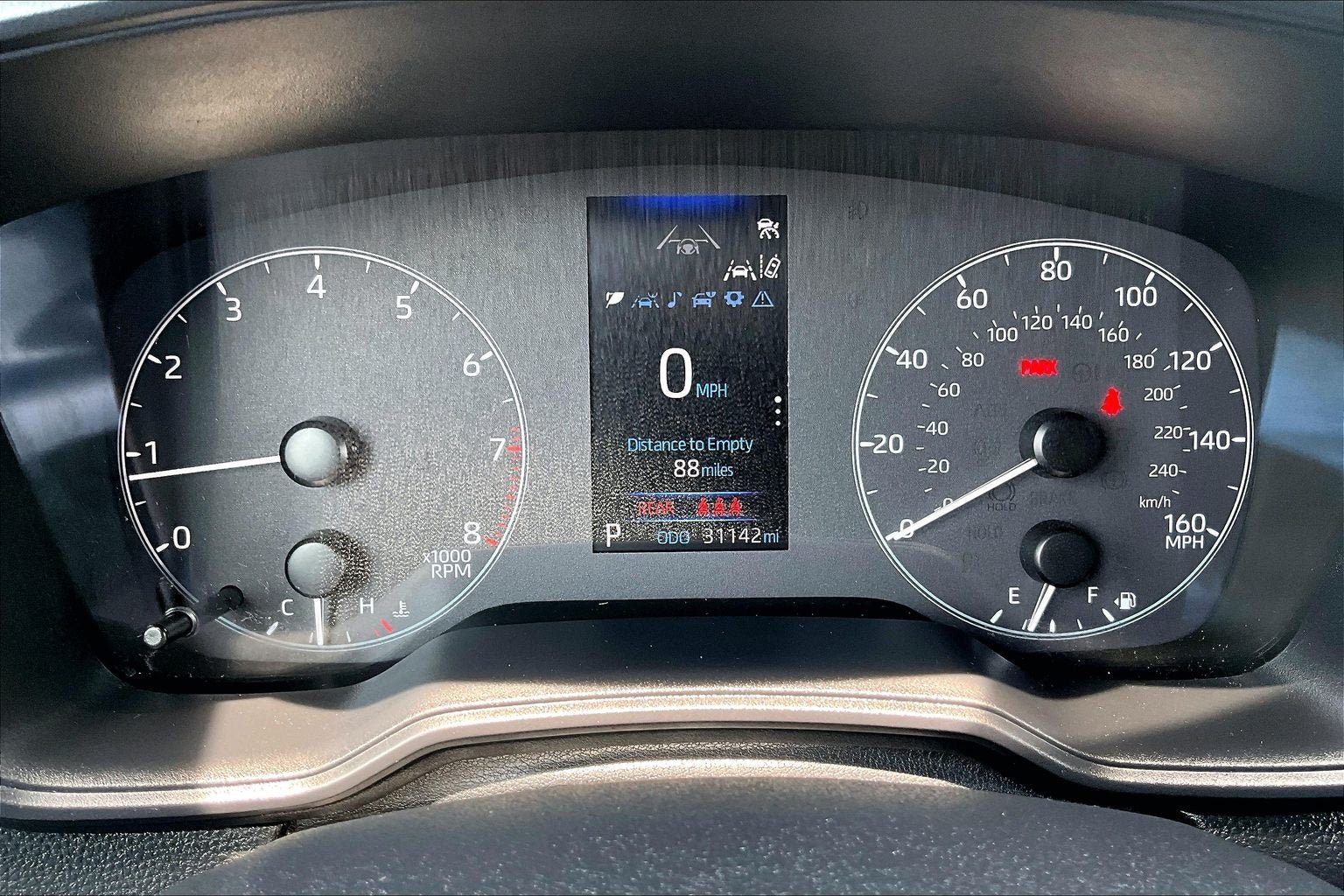 Used 2024 Toyota Corolla Cross LE w/ Moonroof Package AWD/4WD image 19