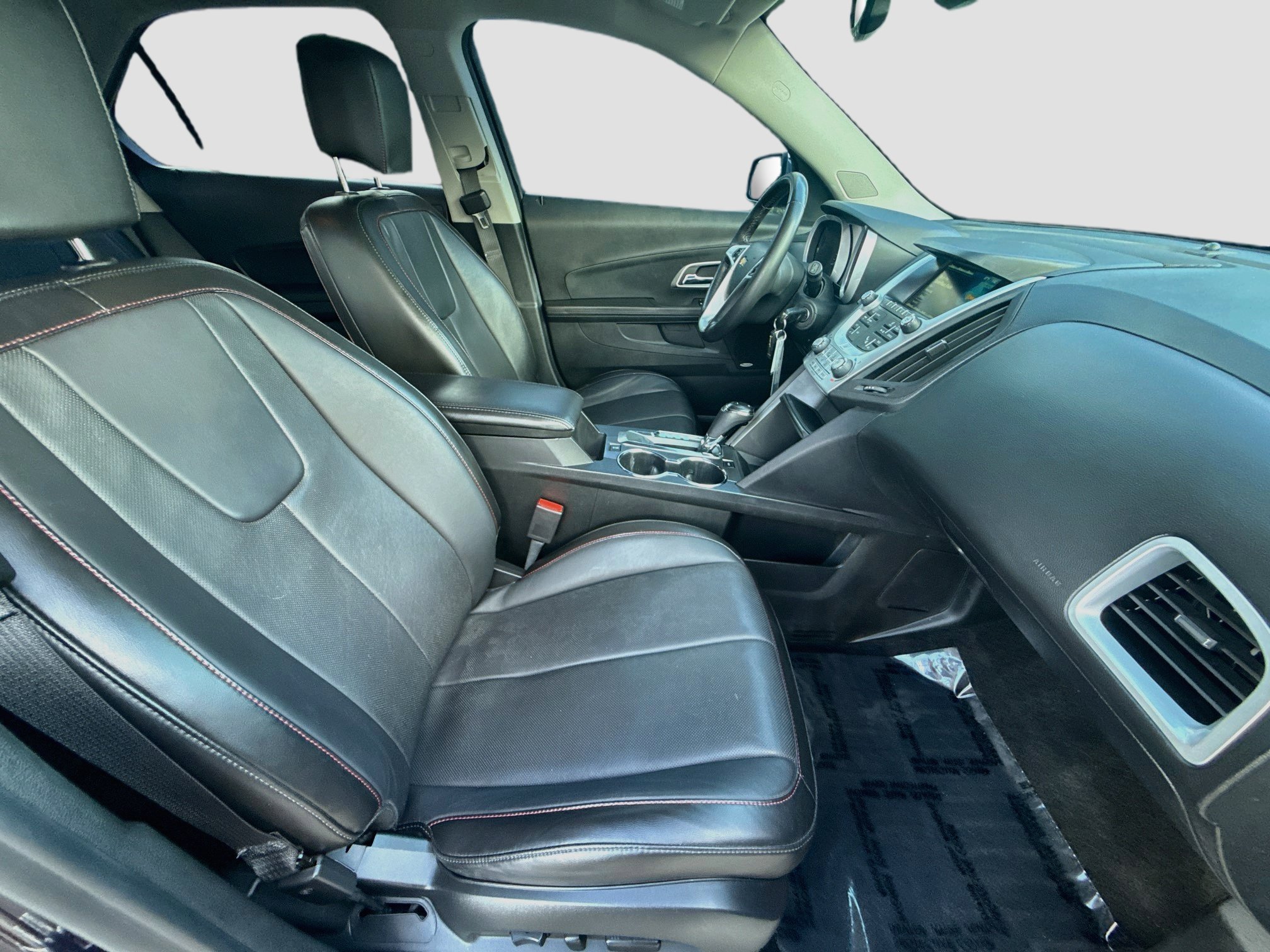 Used 2017 Chevrolet Equinox Premier w/ Enhanced Convenience Package FWD image 28