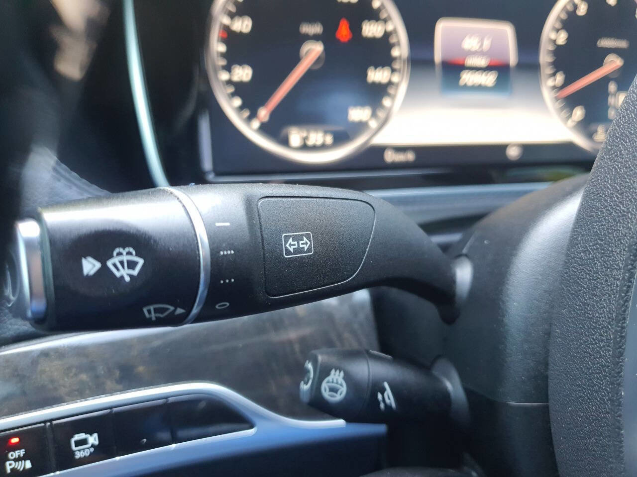 Used 2017 Mercedes-Benz S 550 4MATIC Sedan image 36