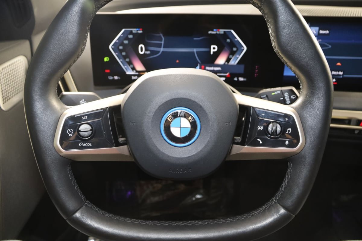 Used 2023 BMW iX M60 w/ Executive Package AWD/4WD image 46