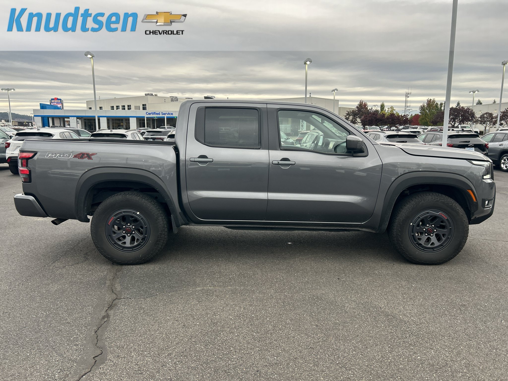 Used 2026 Nissan Frontier PRO-4X AWD/4WD image 5