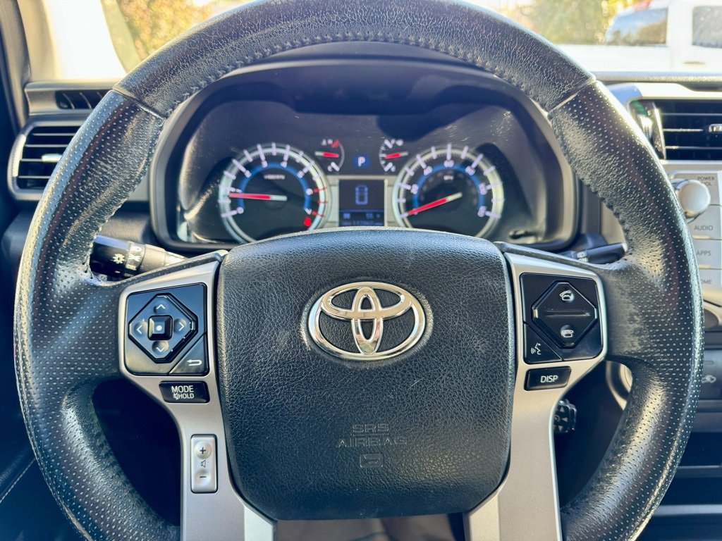 Used 2017 Toyota 4Runner SR5 Premium image 28