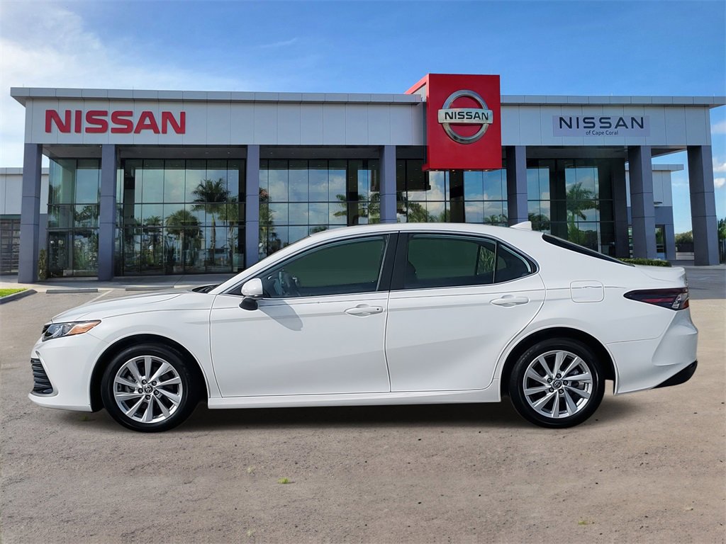 Used 2023 Toyota Camry LE image 9