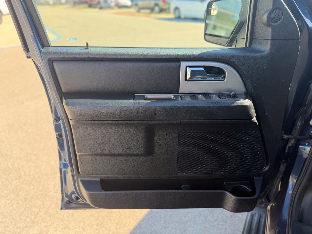 Used 2017 Ford Expedition XLT RWD image 21