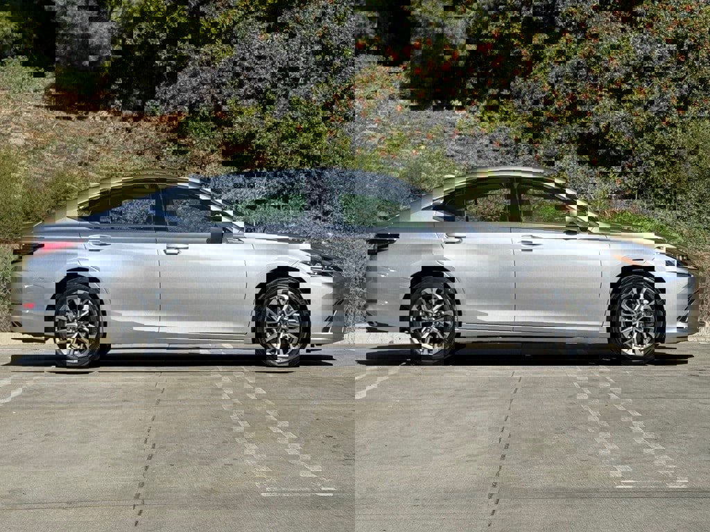 Certified 2025 Lexus ES 350 Base image 9