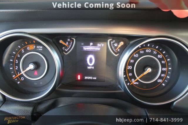 Used 2023 Jeep Wrangler Sport image 17