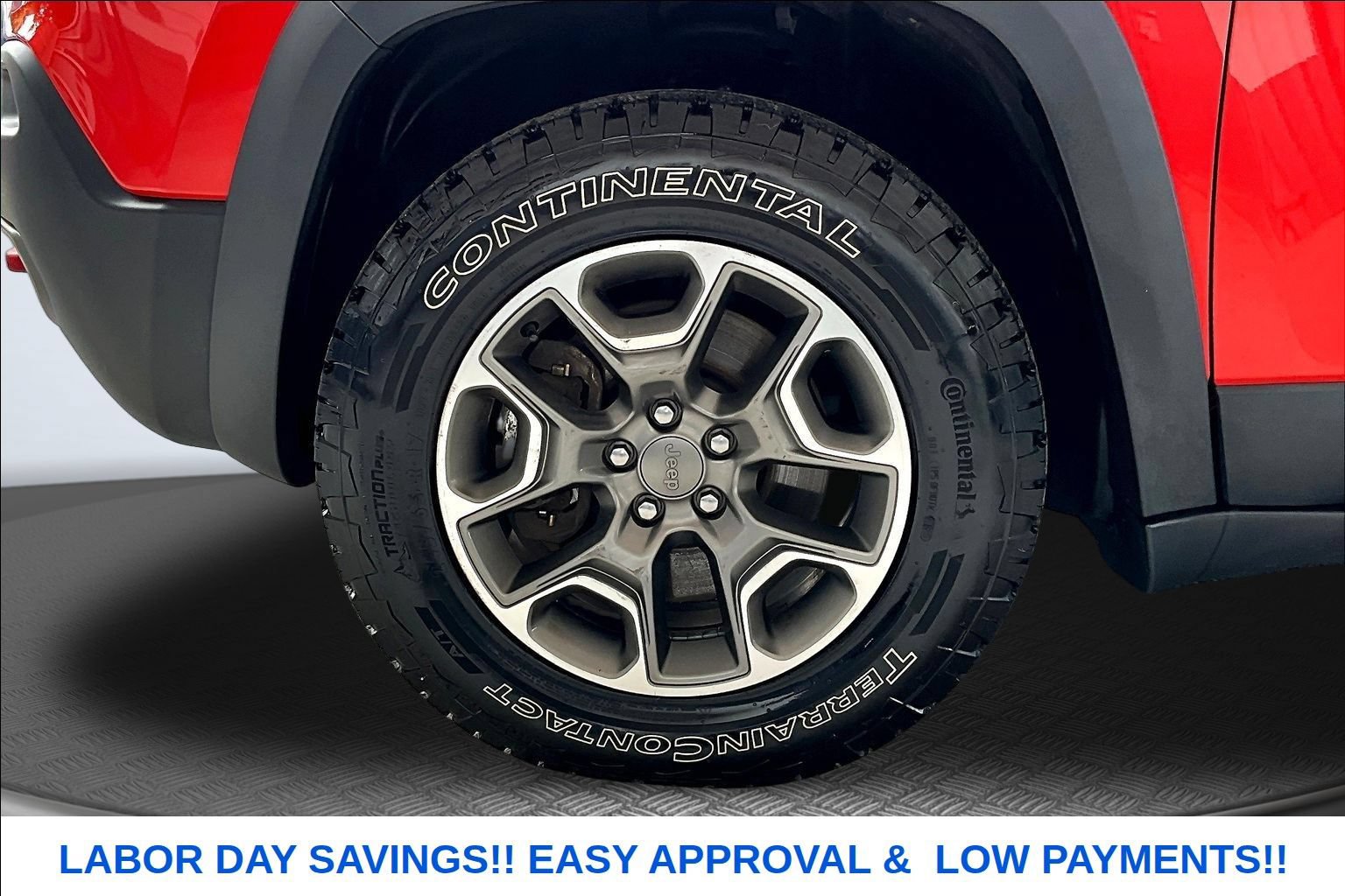 Used 2021 Jeep Cherokee Trailhawk w/ Sun, Sound & Nav Group AWD/4WD image 33