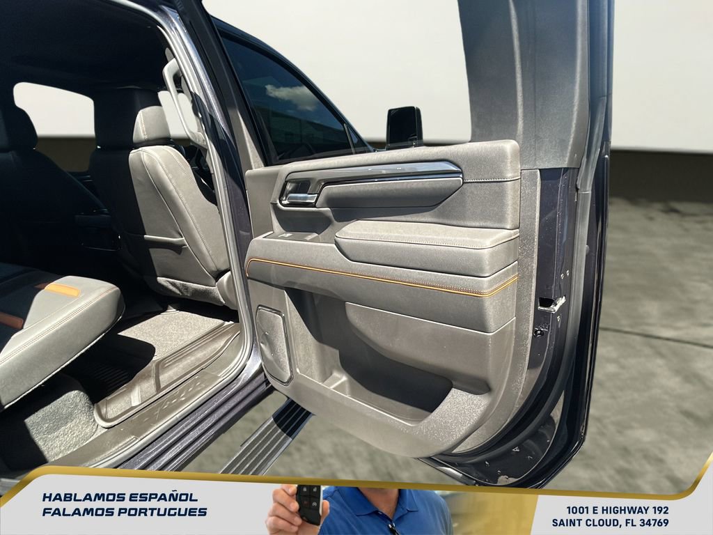 Used 2025 GMC Sierra 2500 AT4 w/ AT4 Premium Plus Package image 28