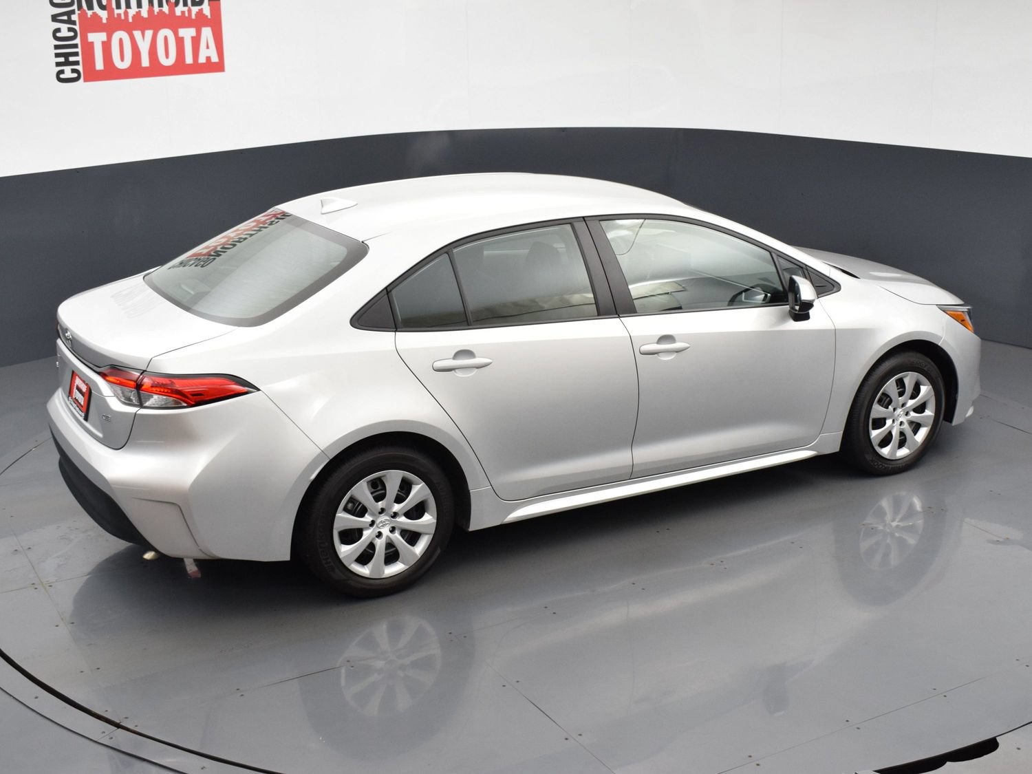 Used 2025 Toyota Corolla LE FWD image 19