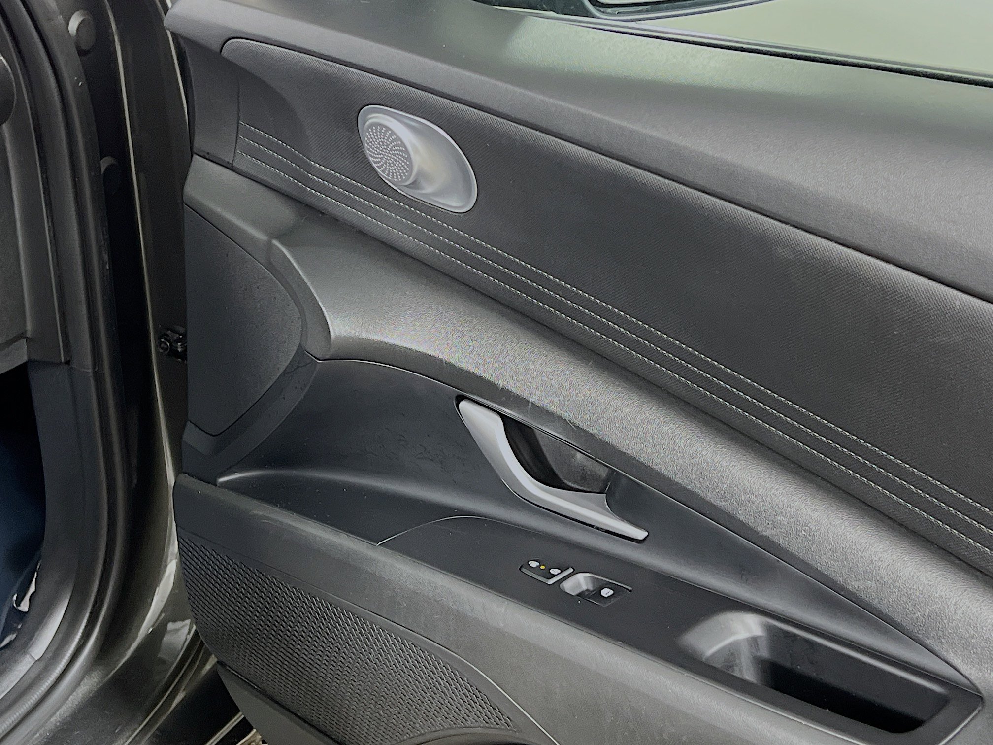 Used 2024 Hyundai Elantra SEL image 32