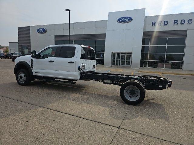Used 2024 Ford F550 2WD Crew Cab Super Duty image 2