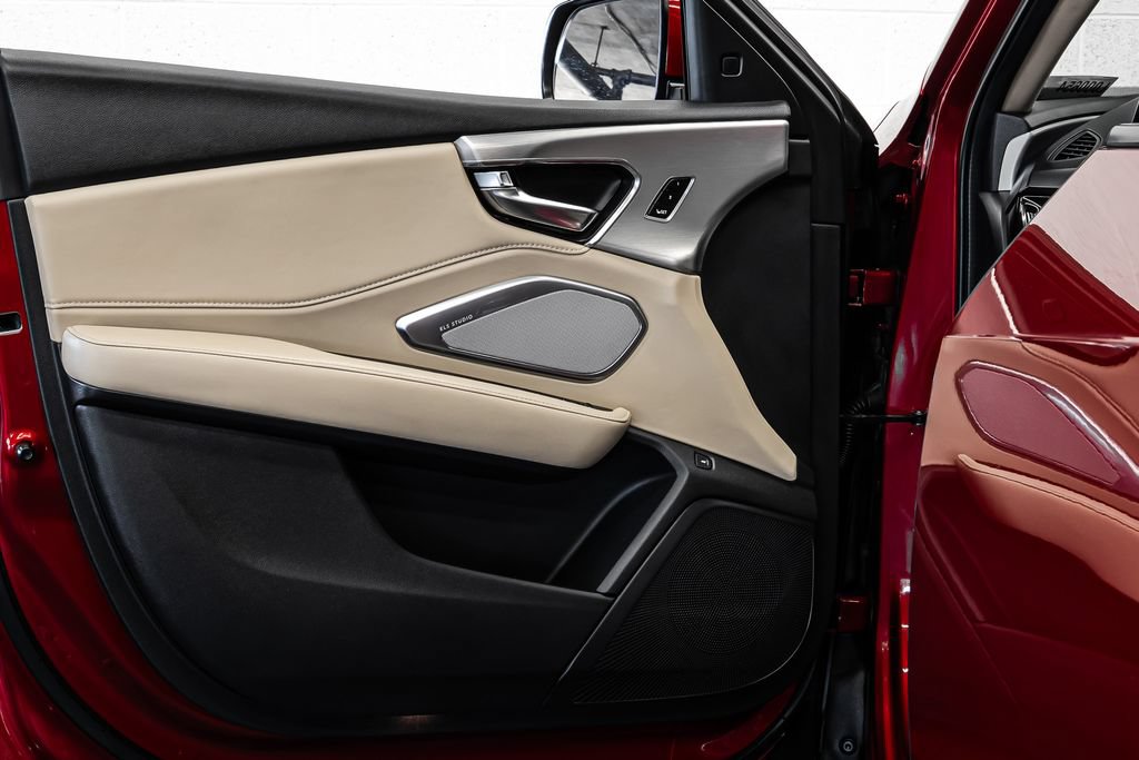 Used 2019 Acura RDX w/ Technology Package FWD image 17