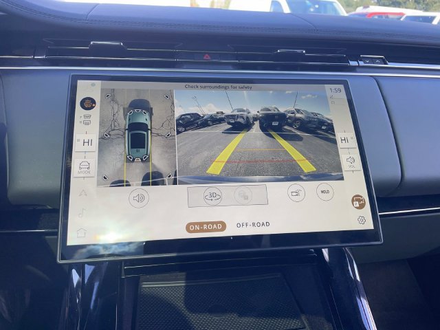 Used 2025 Land Rover Range Rover Sport SE AWD/4WD image 29