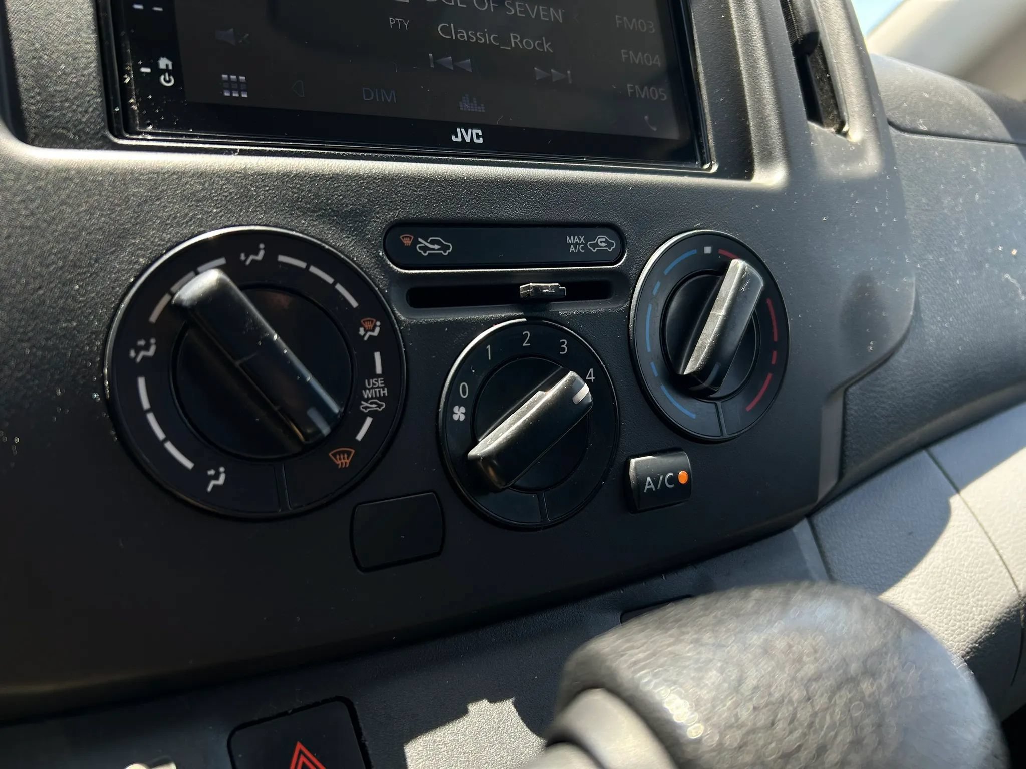 Used 2015 Nissan NV200 S FWD image 15