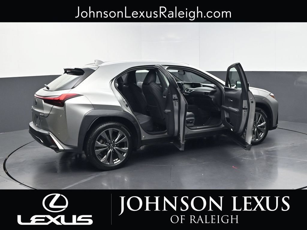 Used 2019 Lexus UX 200 F Sport w/ F Sport Premium Package FWD image 31