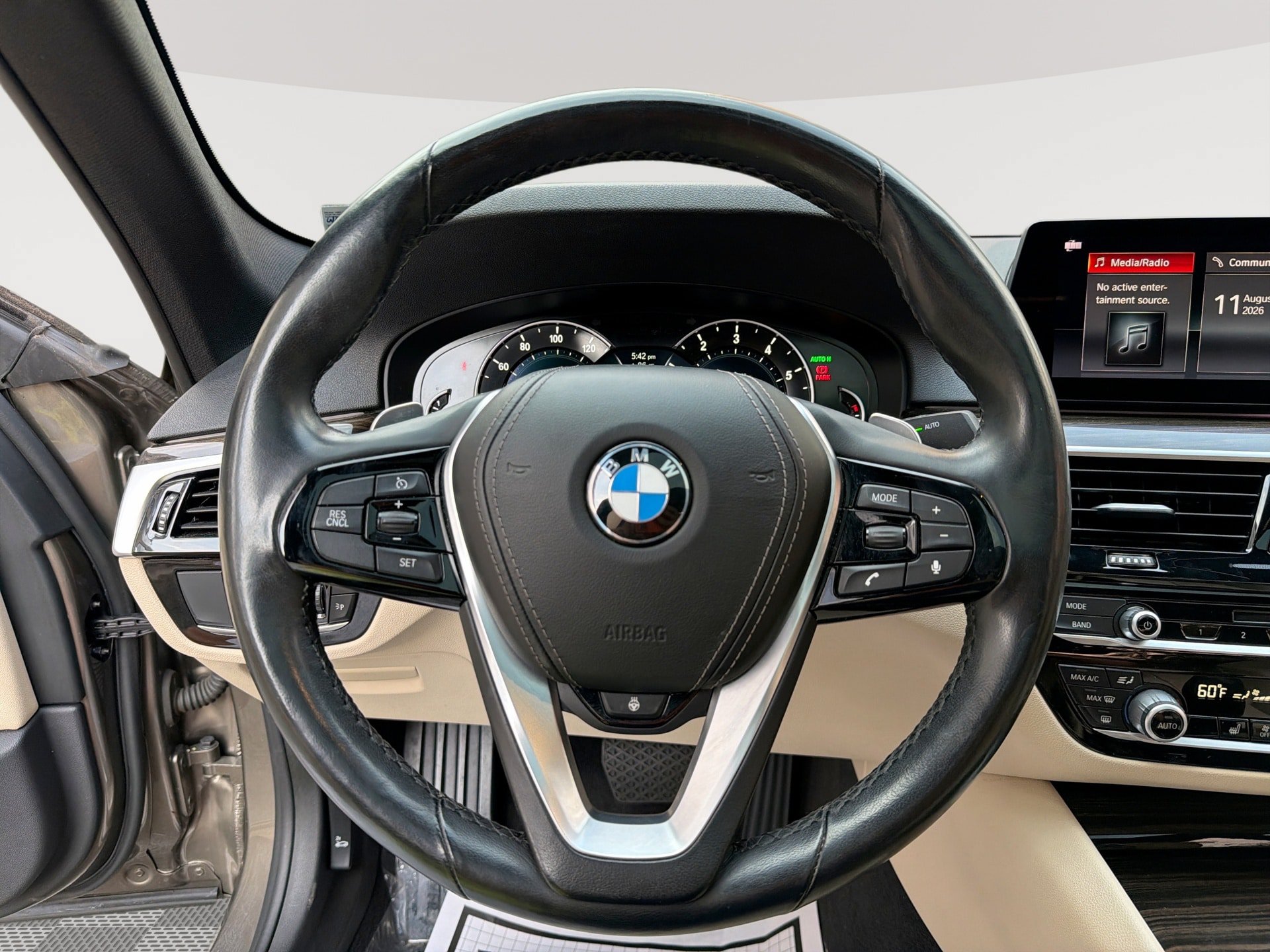 Used 2019 BMW 530i xDrive w/ Convenience Package AWD/4WD image 11