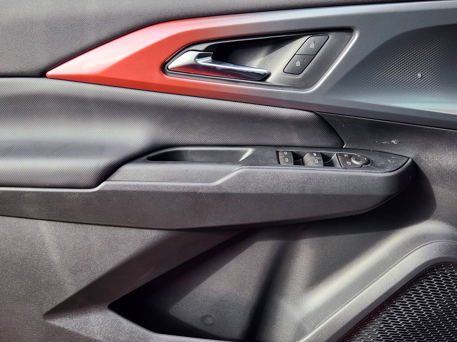 New 2026 Chevrolet Equinox EV RS image 17