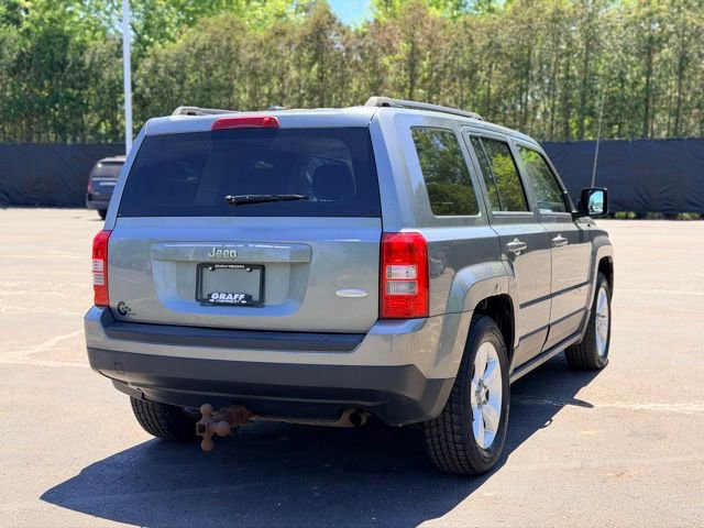 Used 2013 Jeep Patriot Latitude w/ Sun/Sound Group FWD image 3