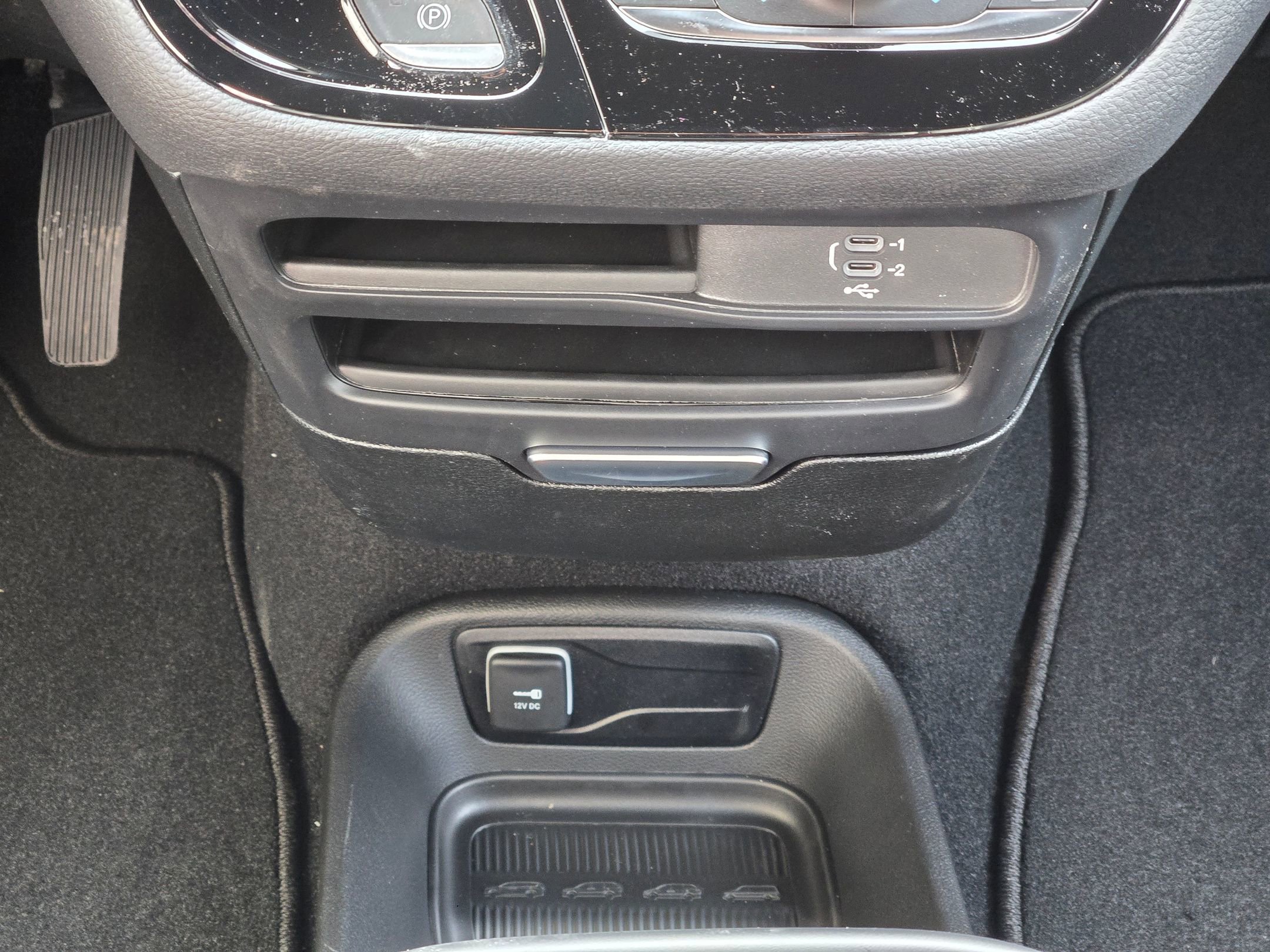 New 2026 Chrysler Pacifica Select image 13