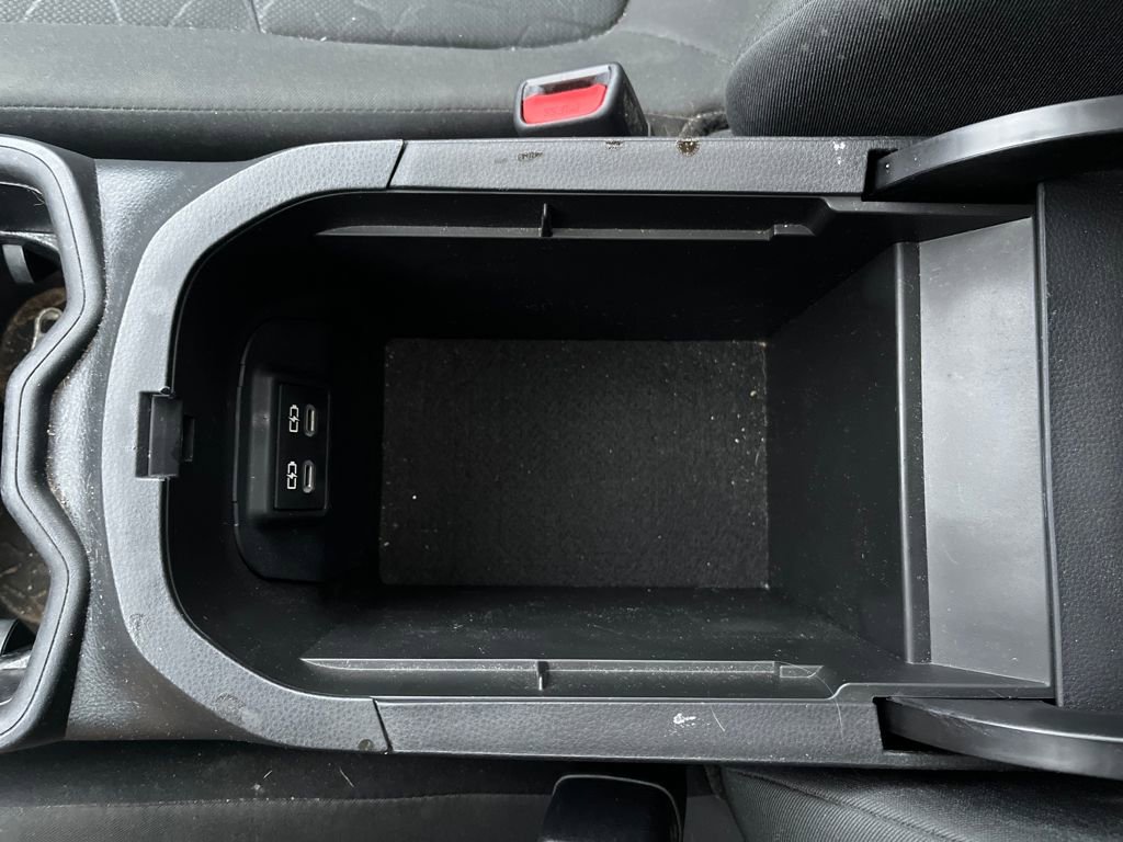 Used 2022 Toyota RAV4 XLE image 26