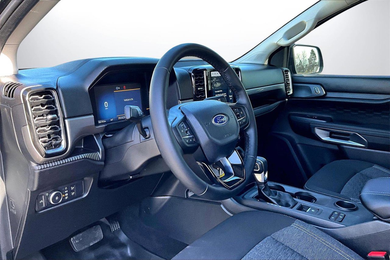 Used 2024 Ford Ranger XLT w/ Trailer Tow Package image 17