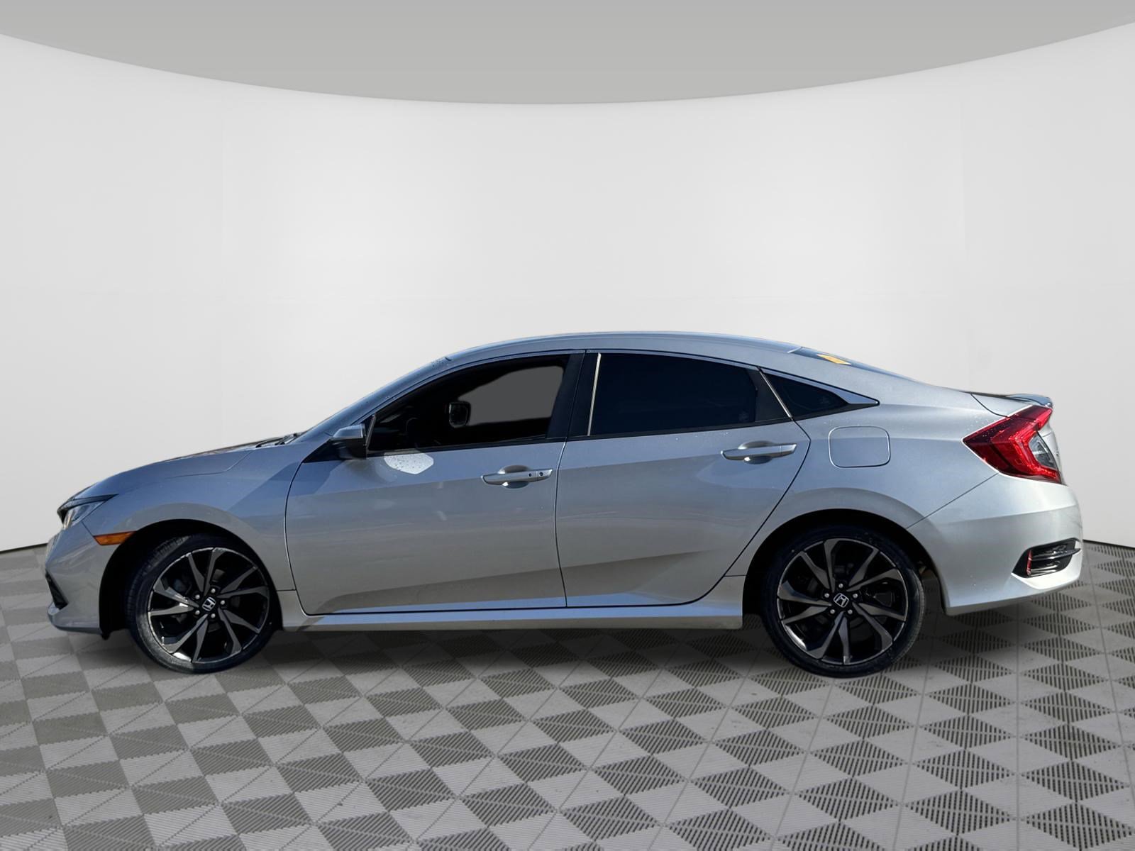 Used 2019 Honda Civic Sport image 16