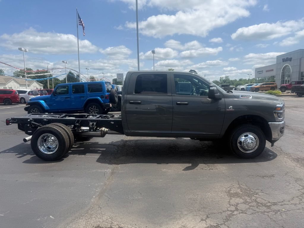 New 2026 RAM 3500 Tradesman w/ Chrome Appearance Group A AWD/4WD image 2