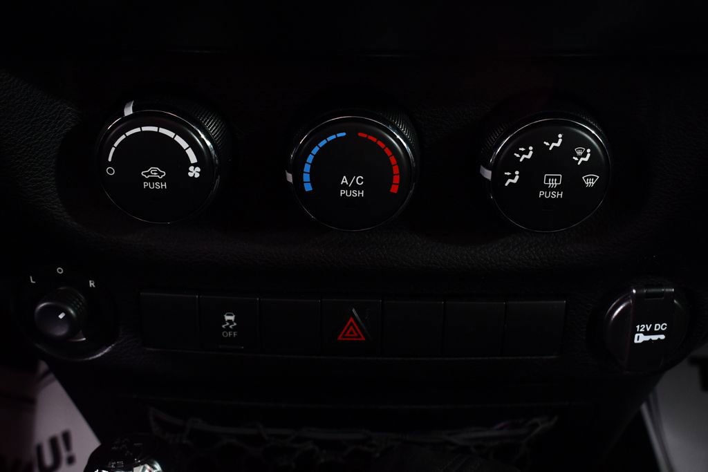 Used 2012 Jeep Wrangler Sport image 28