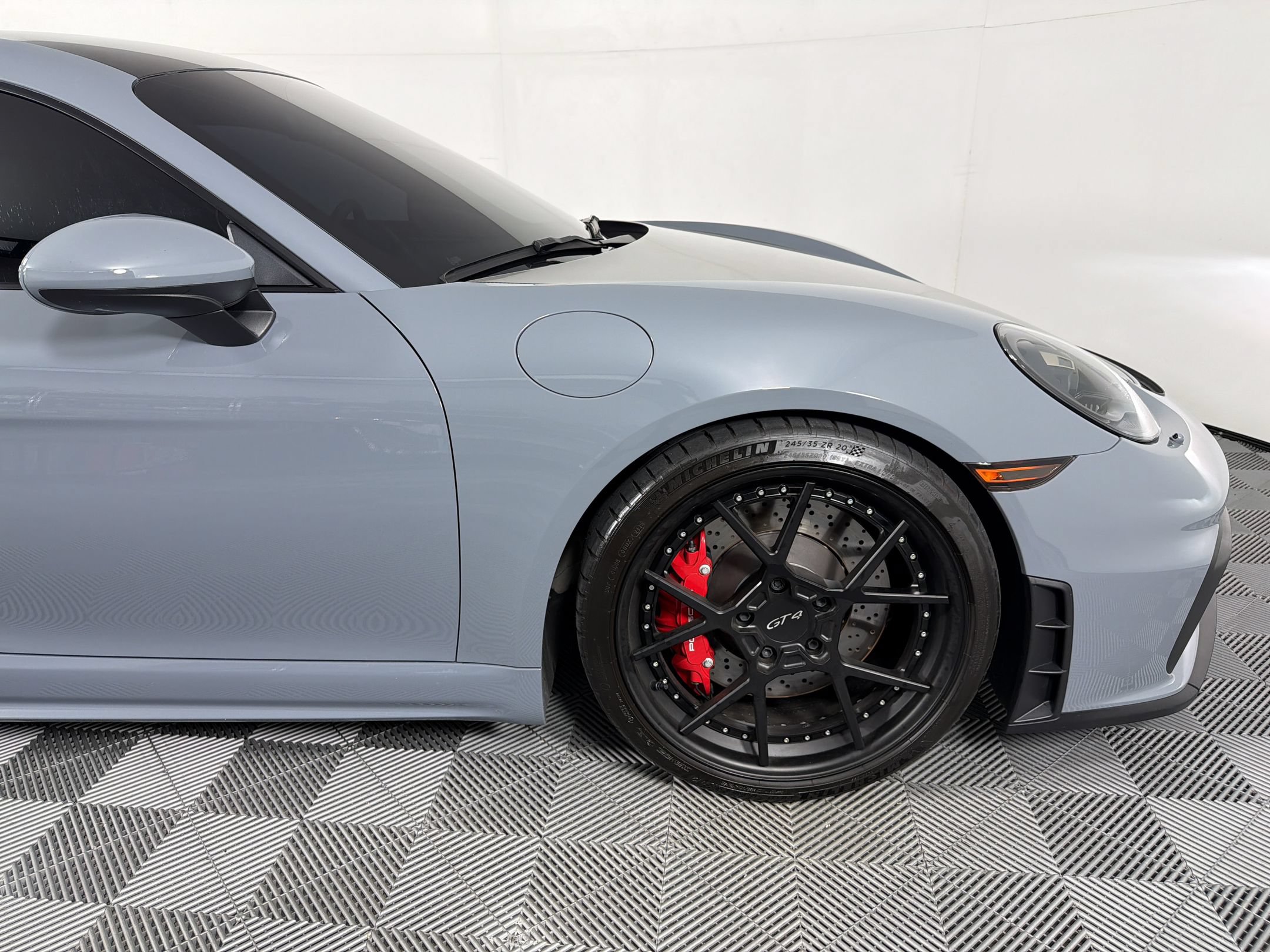 Certified 2023 Porsche 718 Cayman GT4 RWD image 12