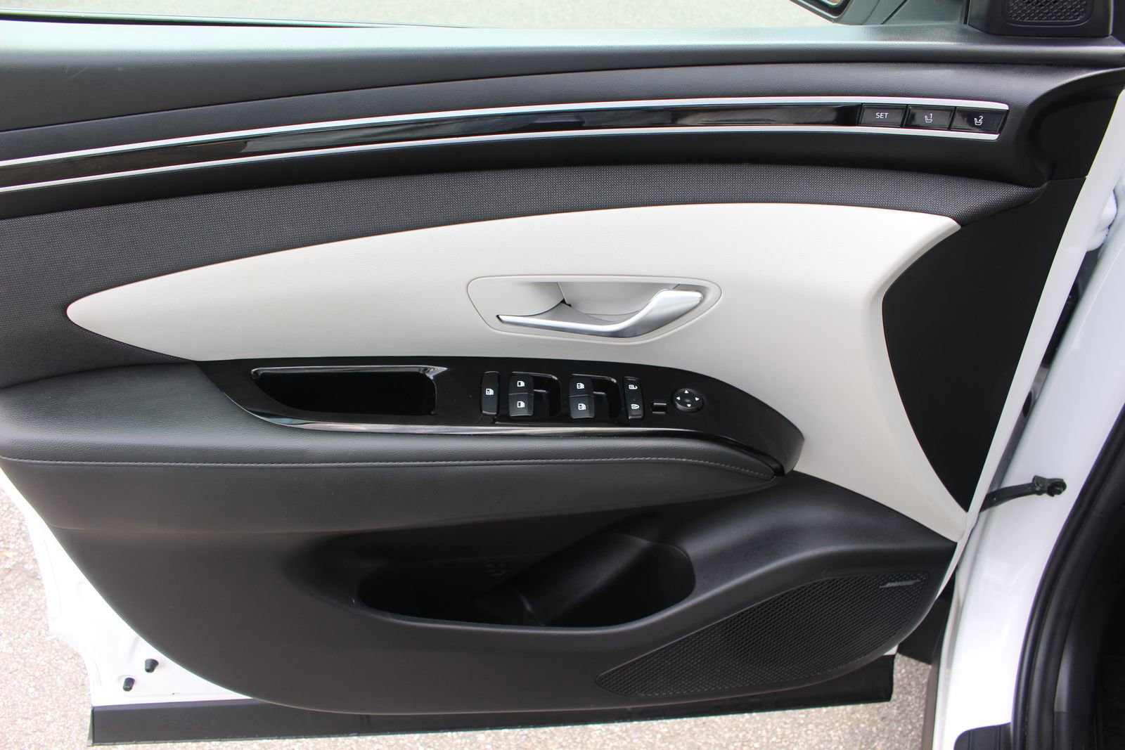 Used 2024 Hyundai Tucson Limited image 17