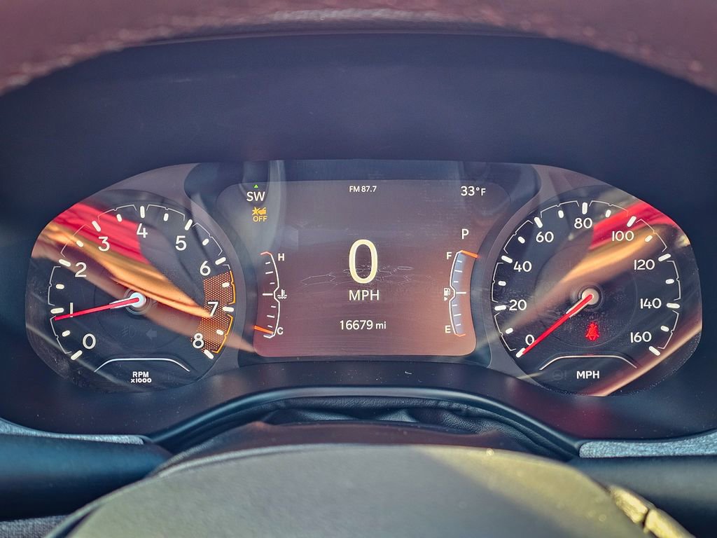 Used 2024 Jeep Compass Latitude image 15