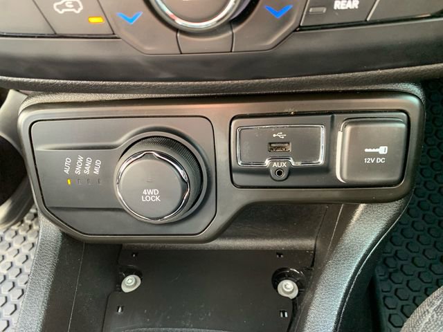 Used 2022 Jeep Renegade Latitude image 27