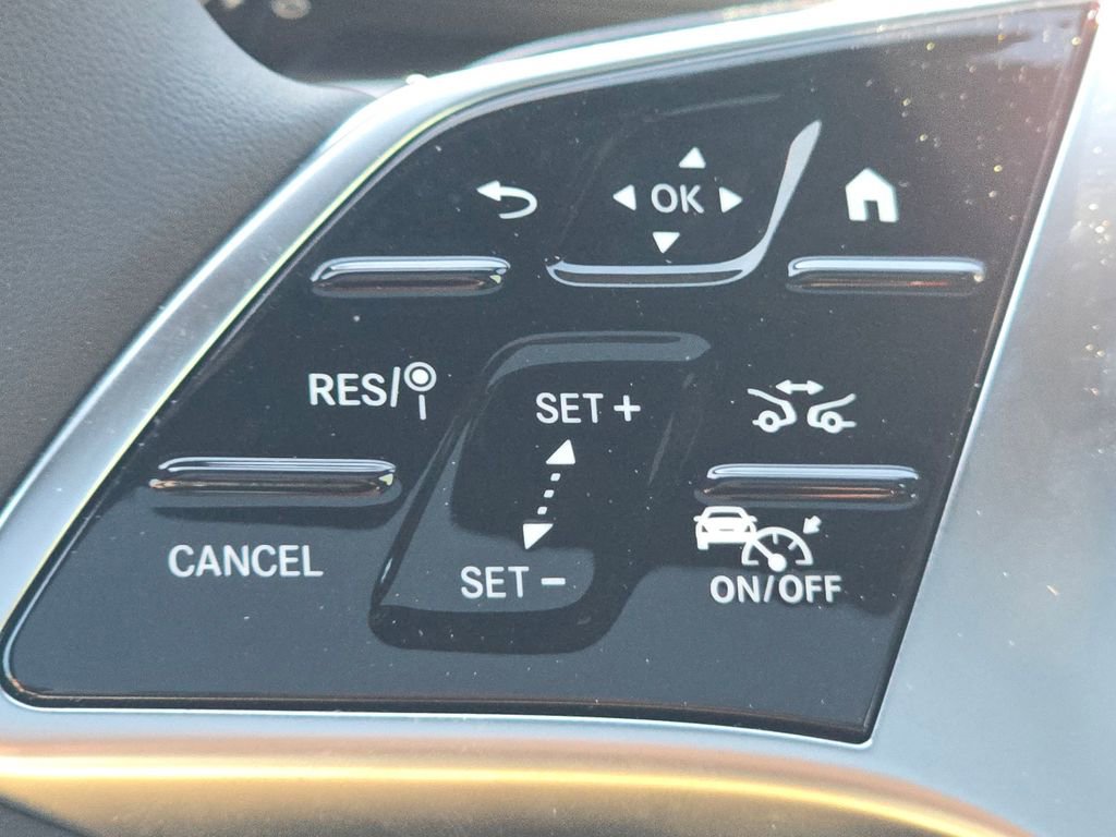 New 2026 Mercedes-Benz GLA 250 4MATIC image 35
