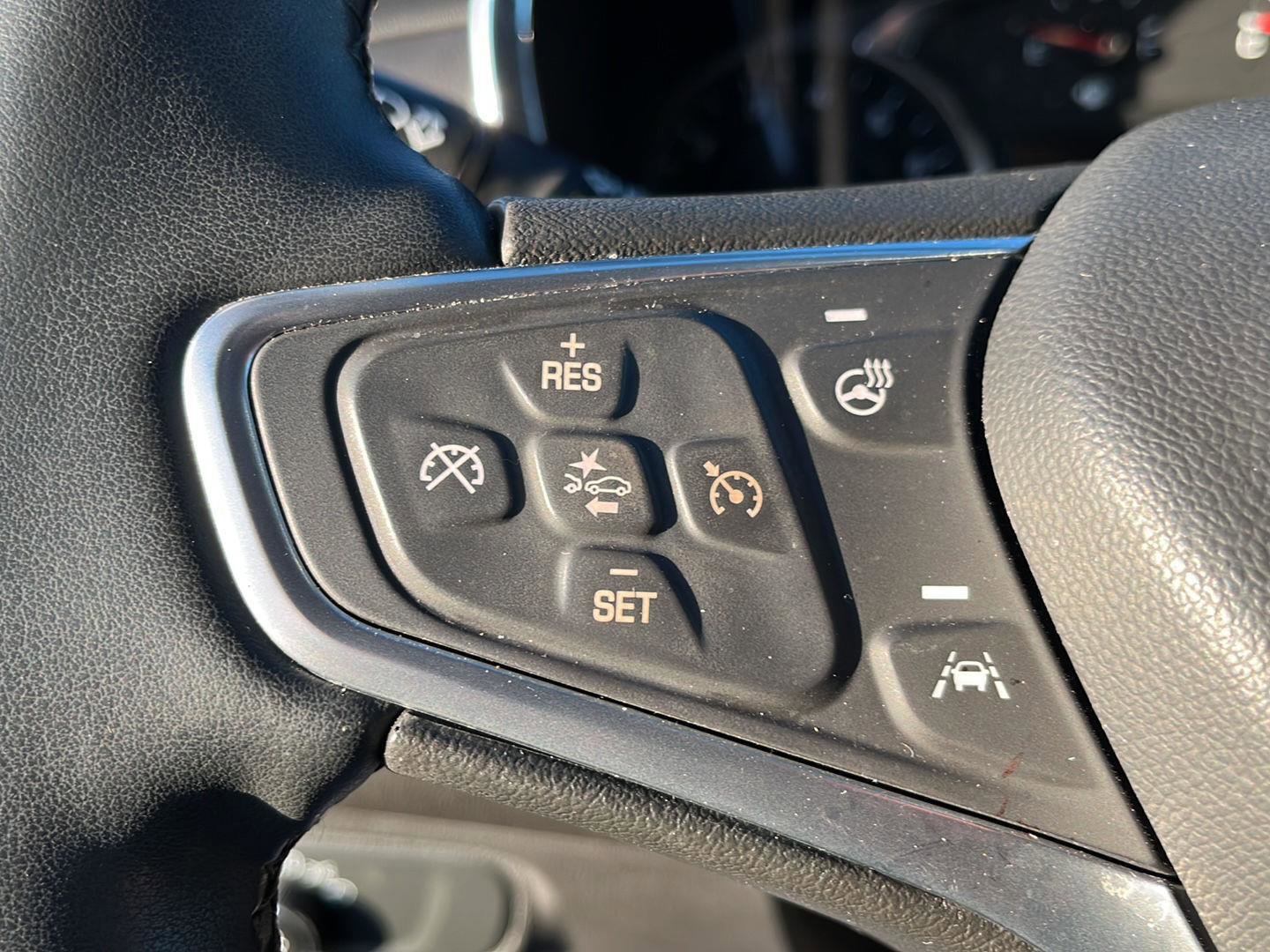 Used 2023 Chevrolet Equinox LT image 15