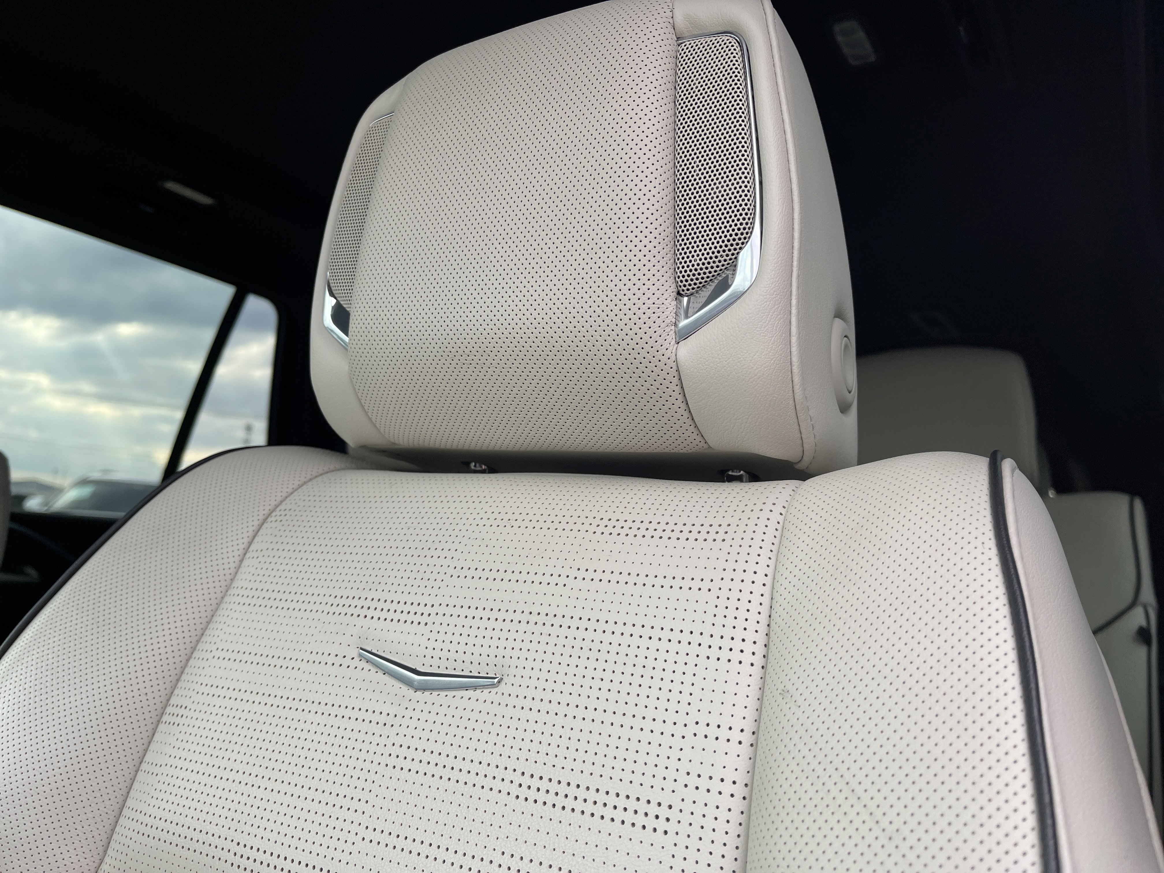 Used 2022 Cadillac Escalade Sport w/ Touring Package image 37