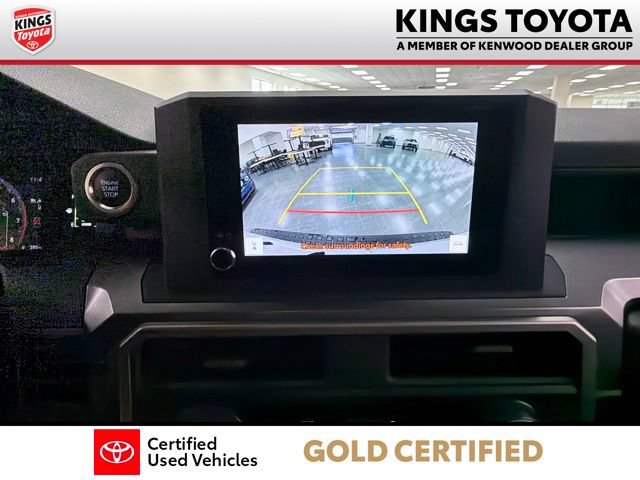 Used 2025 Toyota 4Runner SR5 AWD/4WD image 21