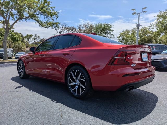 Used 2020 Volvo S60 T6 Momentum image 6