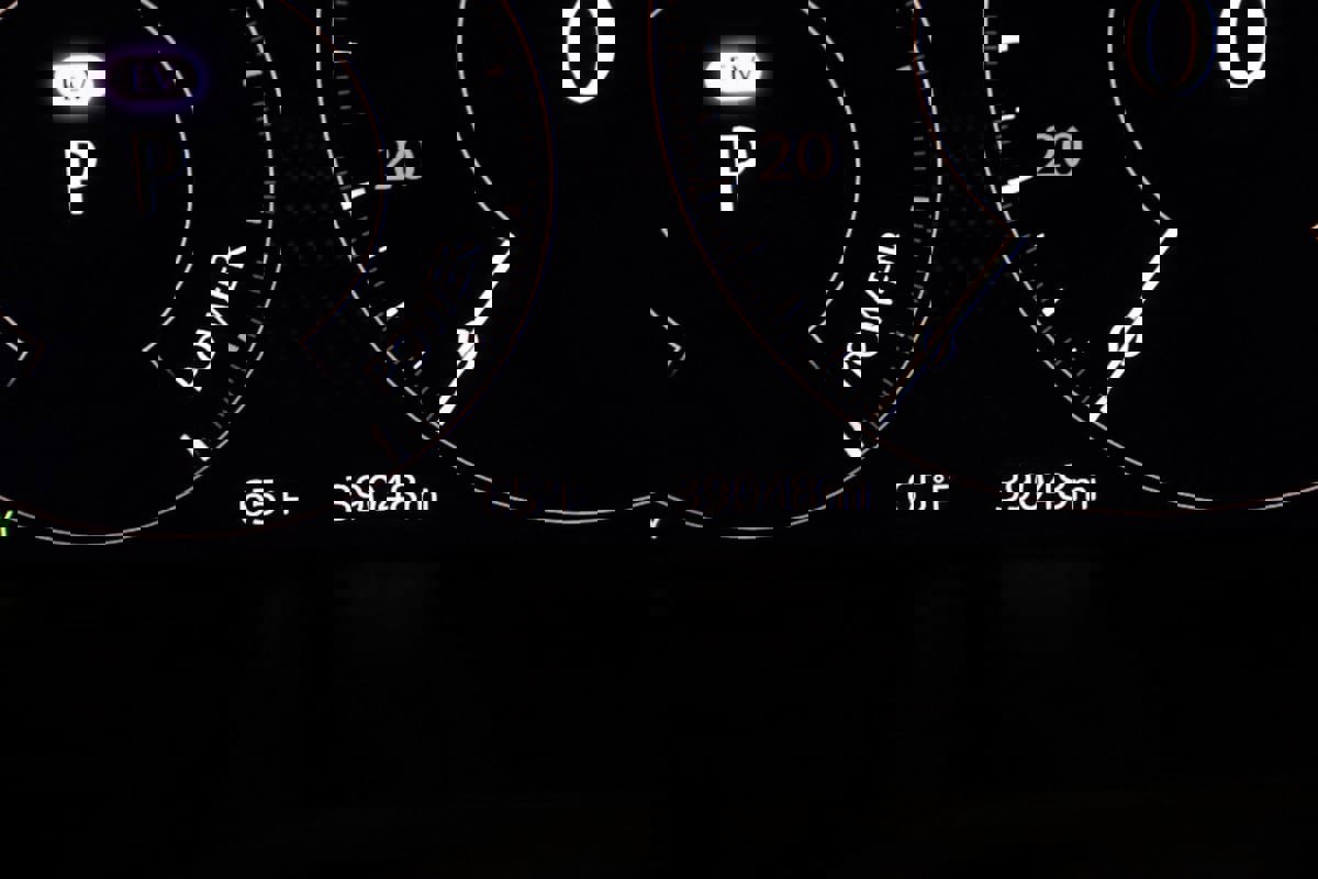 Used 2024 MAZDA CX-90 Plug-In Hybrid w/ Premium Plus image 40