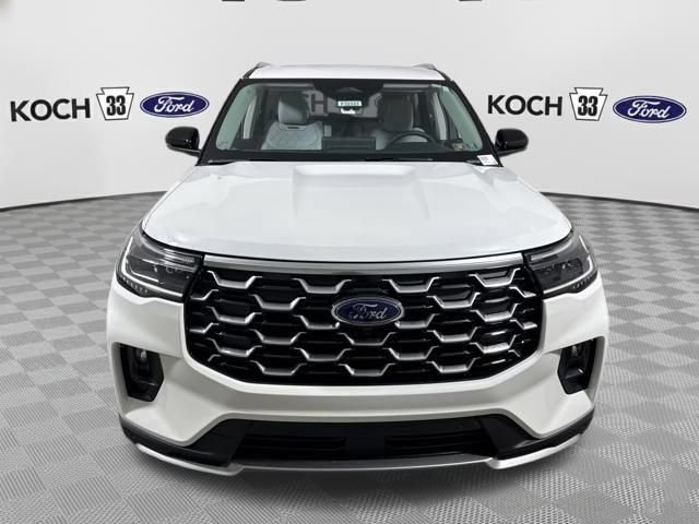 New 2026 Ford Explorer Platinum AWD/4WD image 2