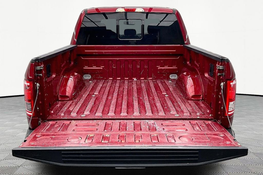 Used 2017 Ford F150 XLT w/ Equipment Group 302A Luxury AWD/4WD image 18