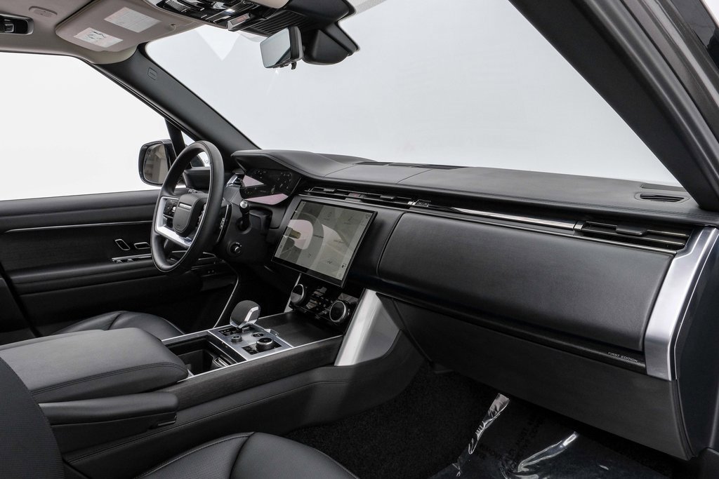 Used 2023 Land Rover Range Rover First Edition image 16