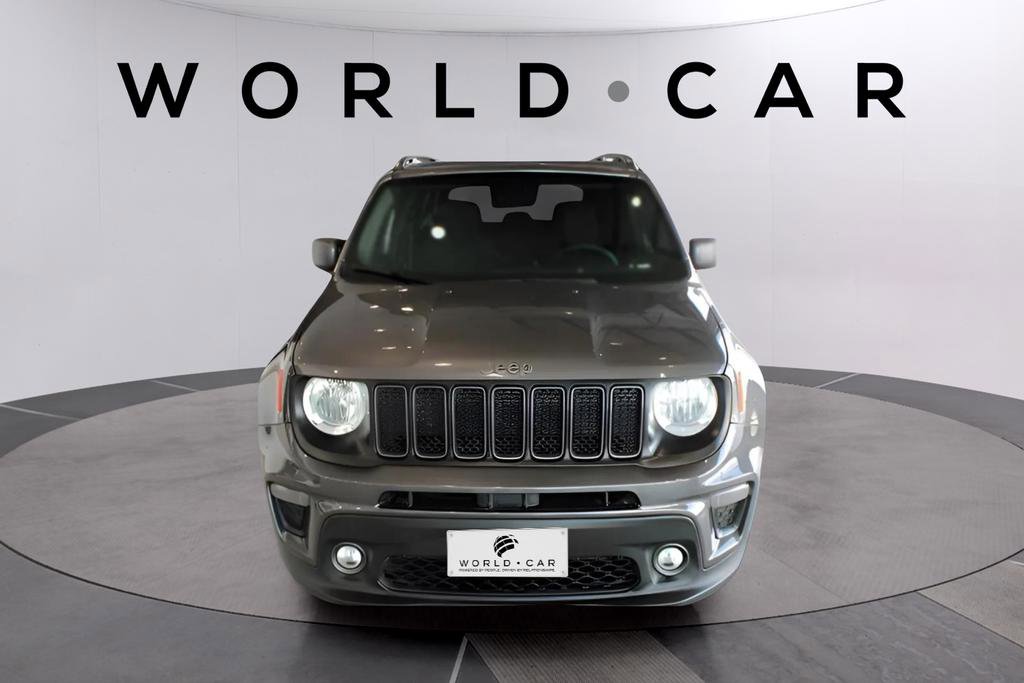 Used 2021 Jeep Renegade Latitude w/ Sun & Sound Group FWD image 2