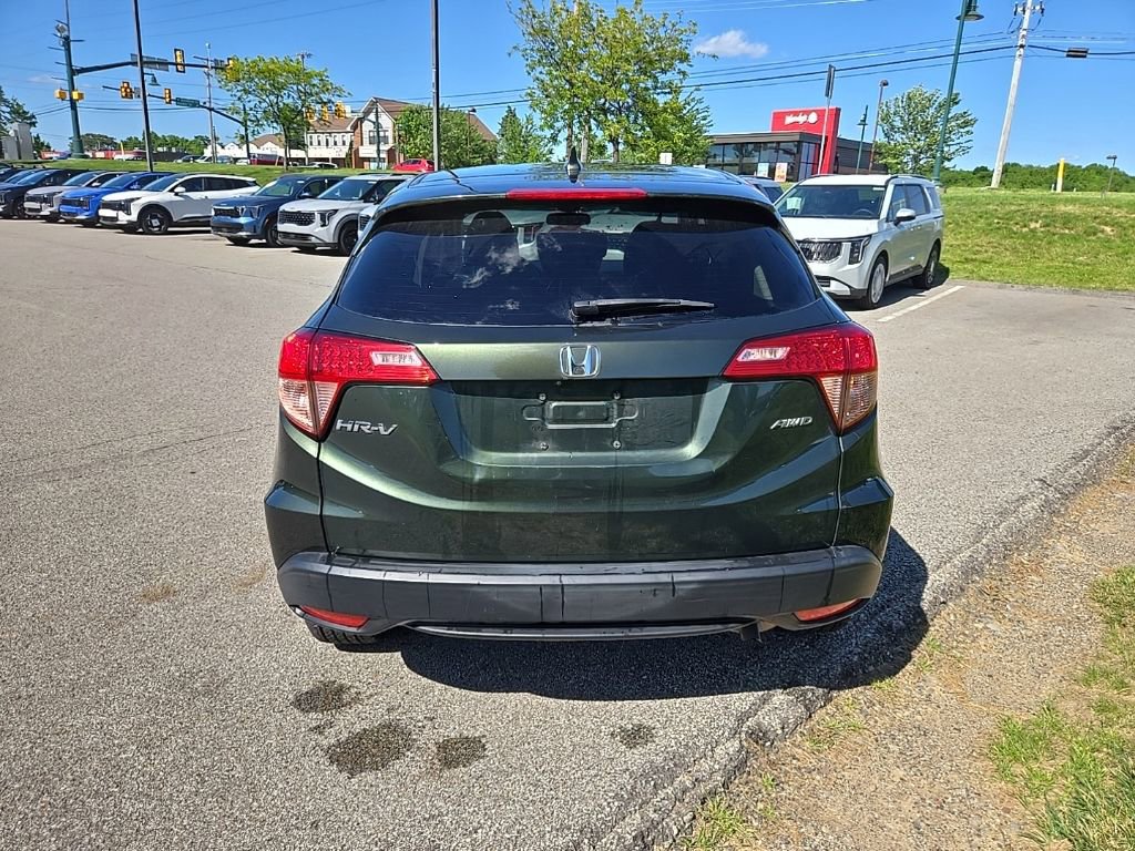 Used 2017 Honda HR-V EX image 4