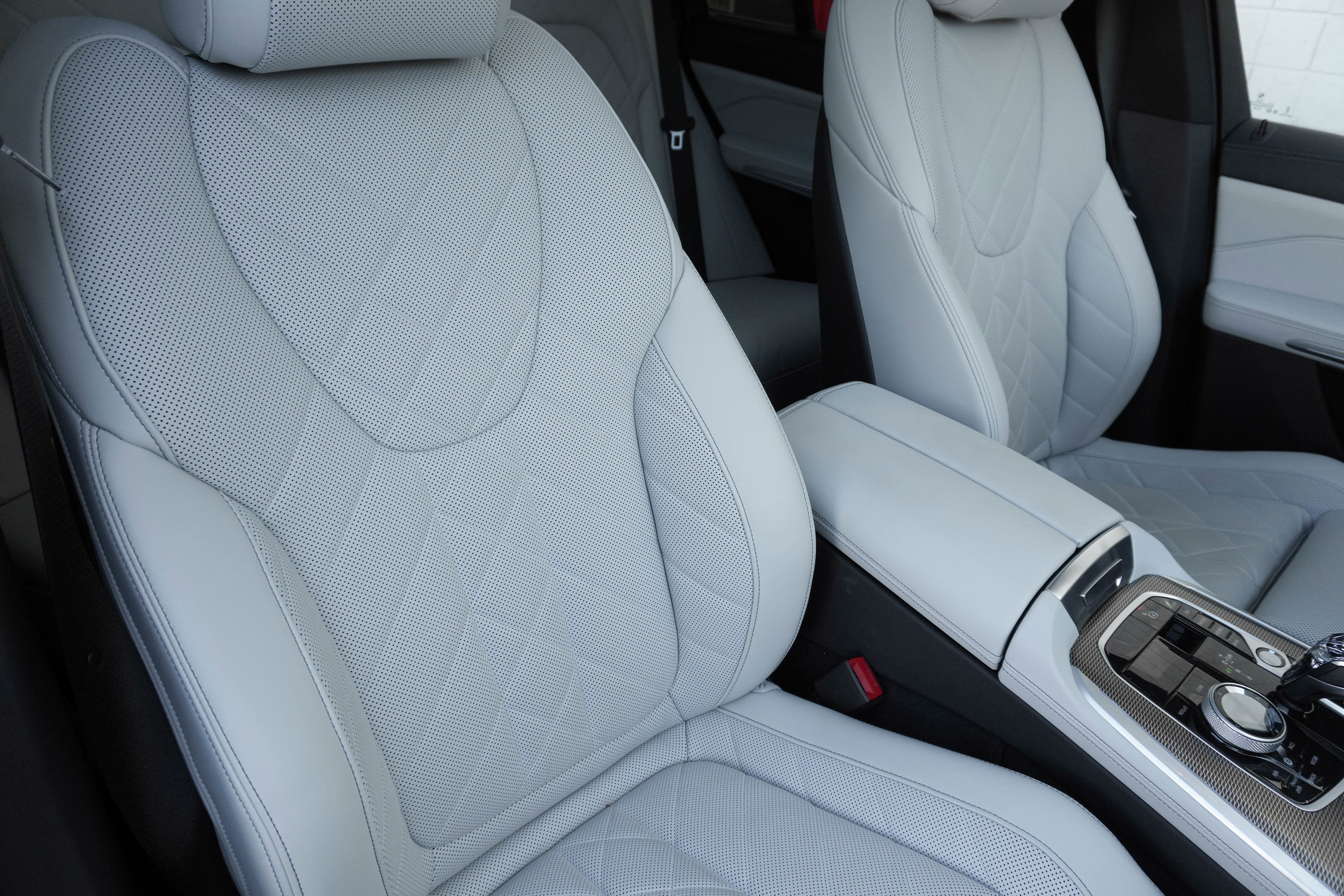 Certified 2023 BMW X5 xDrive40i w/ M Sport Package image 10