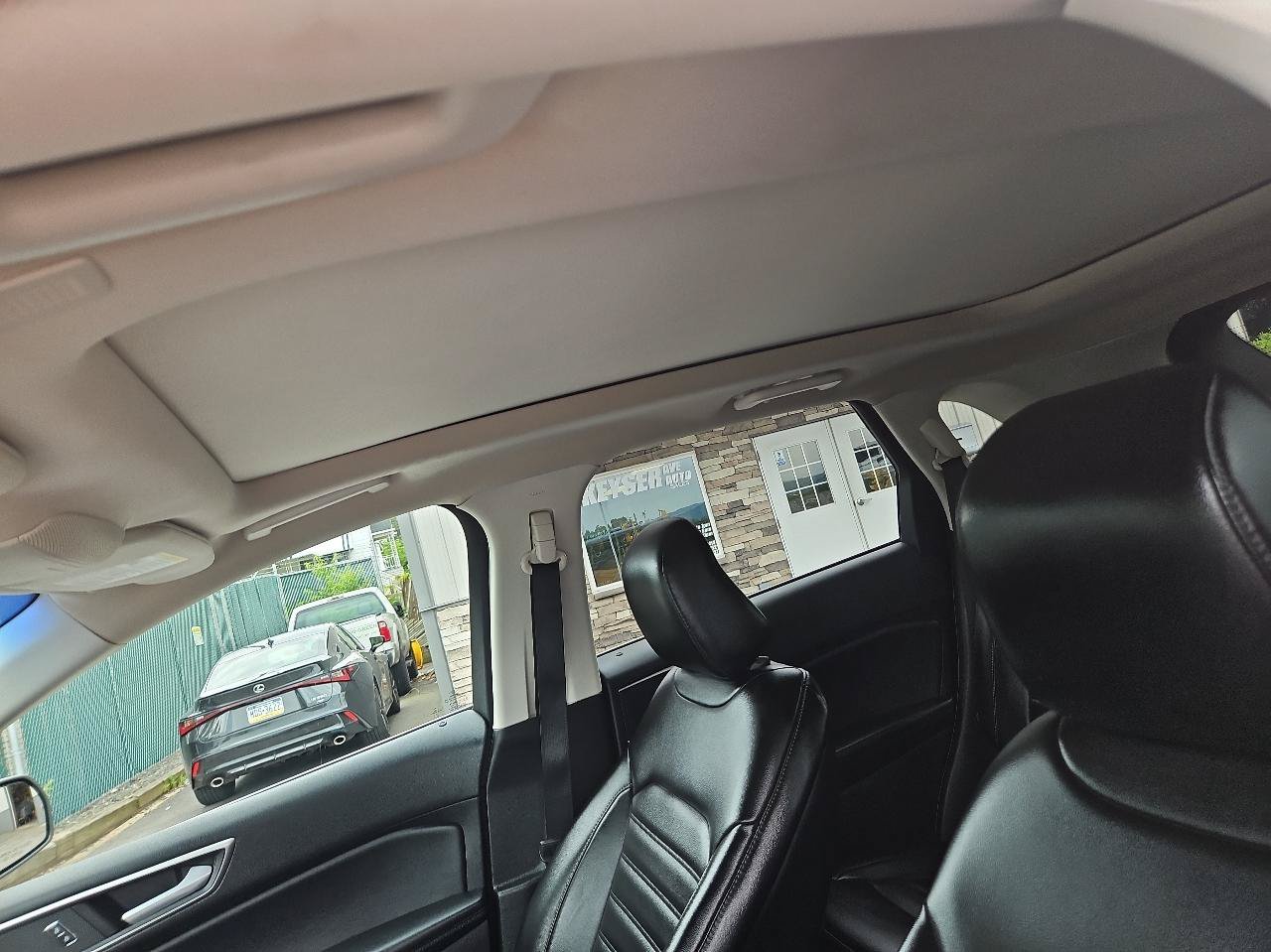 Used 2020 Ford Edge SEL w/ Convenience Package AWD/4WD image 12