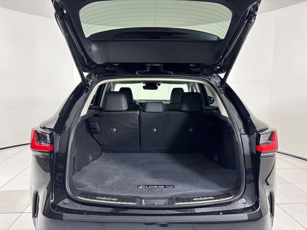 Used 2024 Lexus NX 250 FWD image 28