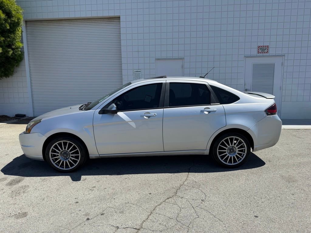 Used 2011 Ford Focus SES w/ 401A Rapid Spec Order Code image 3