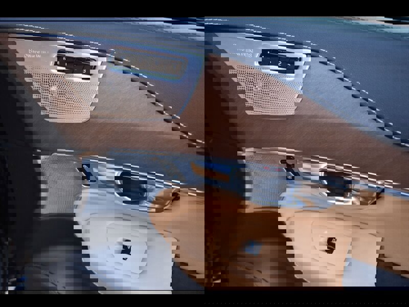 Used 2017 Volvo XC90 T8 Inscription w/ Luxury Package image 36