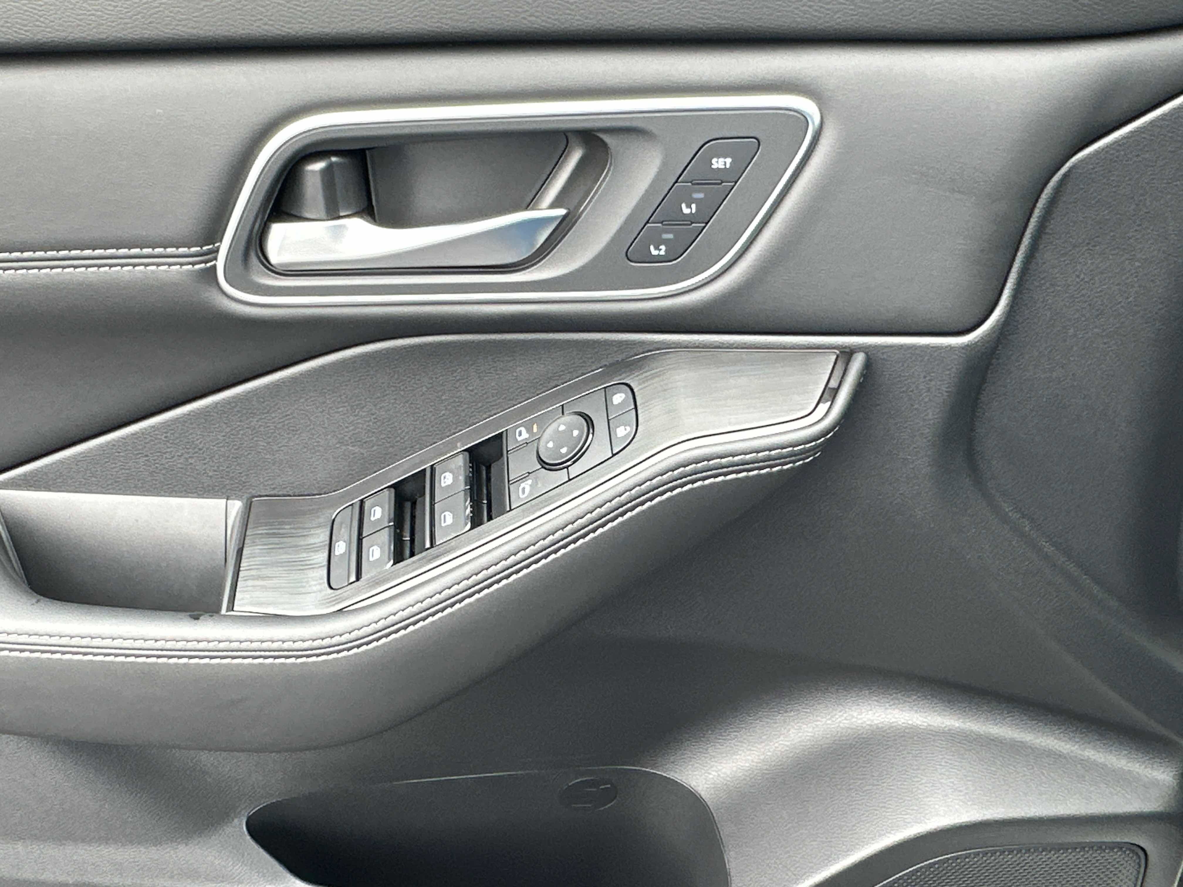 New 2026 Nissan Rogue Platinum image 21