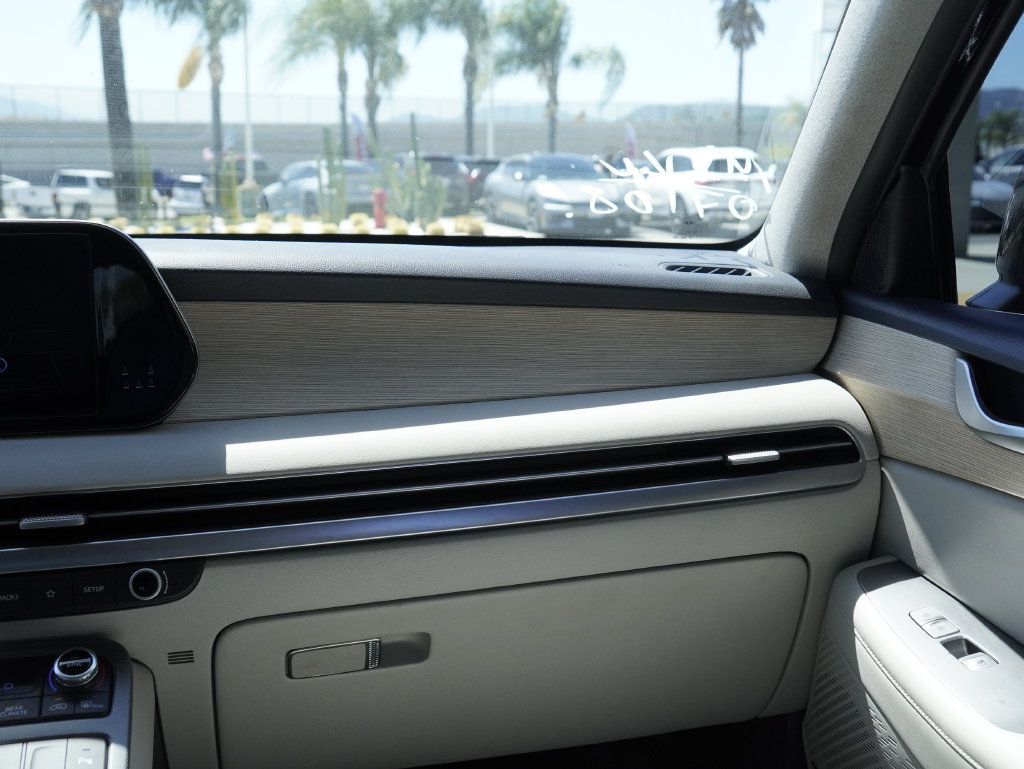 Used 2023 Hyundai Palisade Limited FWD image 32